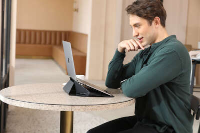 Чехол-подставка Moft Carry Sleeve для Macbook Pro 16", Black [MB002-1-1516-BK]
