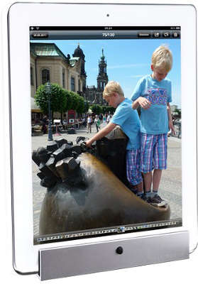 Настенный алюминиевый держатель Just Mobile Horizon Wall Mount для iPad [WM-818]