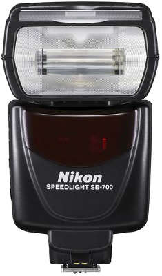 Вспышка Nikon SPEEDLIGHT SB-700