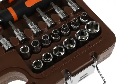 Набор инструментов Ombra OMT82S12 82 предмета (жесткий кейс)