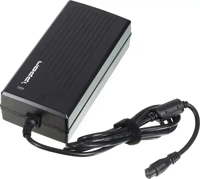 Блок питания Ippon E120 автоматический 120W 18.5V-20V 11-коннект. 6.0A от бытовой электросети LED индикатор