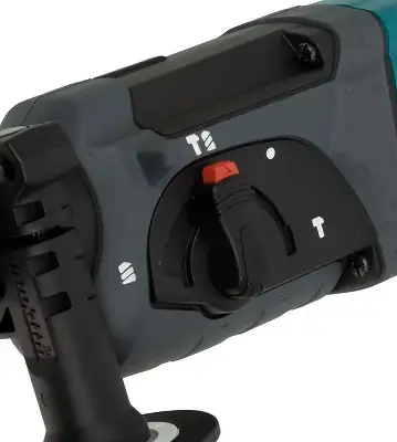 Перфоратор Makita HR2470 патрон:SDS-plus уд.:2.4Дж 780Вт (кейс в комплекте)