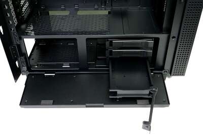 Корпус Razer Tomahawk A1, черный, EATX, Без БП (RC21-01420100-R3M1)