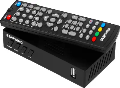 Цифровая ТВ-приставка Starwind CT-140 черный