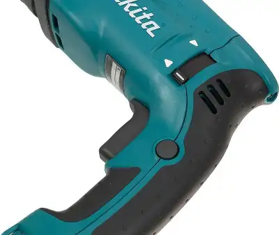 Перфоратор Makita HR2470 патрон:SDS-plus уд.:2.4Дж 780Вт (кейс в комплекте)