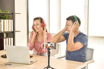 Беспроводной петличный микрофон Boya BY-WM4 Pro-К4 для устройств Apple (2 передатчика)