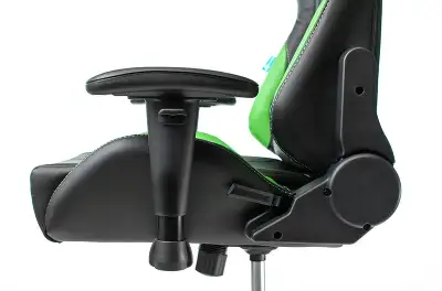 Кресло игровое Zombie VIKING 5 AERO черный/салатовый эко.кожа с подголов. крестов. пластик
