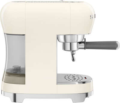Smeg ECF02CREU